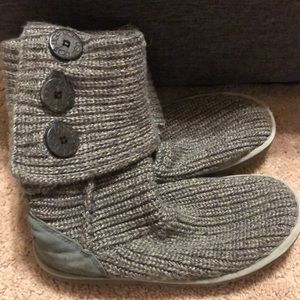 Authentic gray UGG boots, women’s size 8